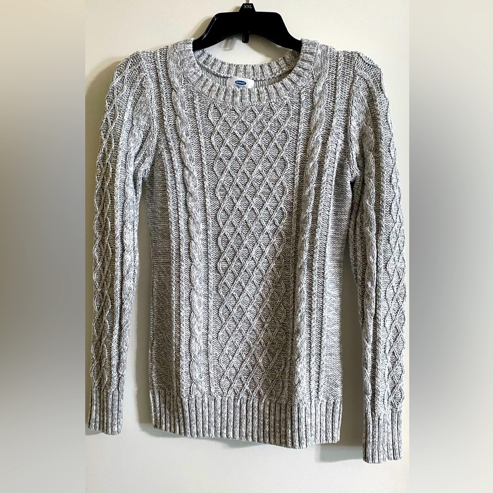 Old Navy women’s pullover sweater